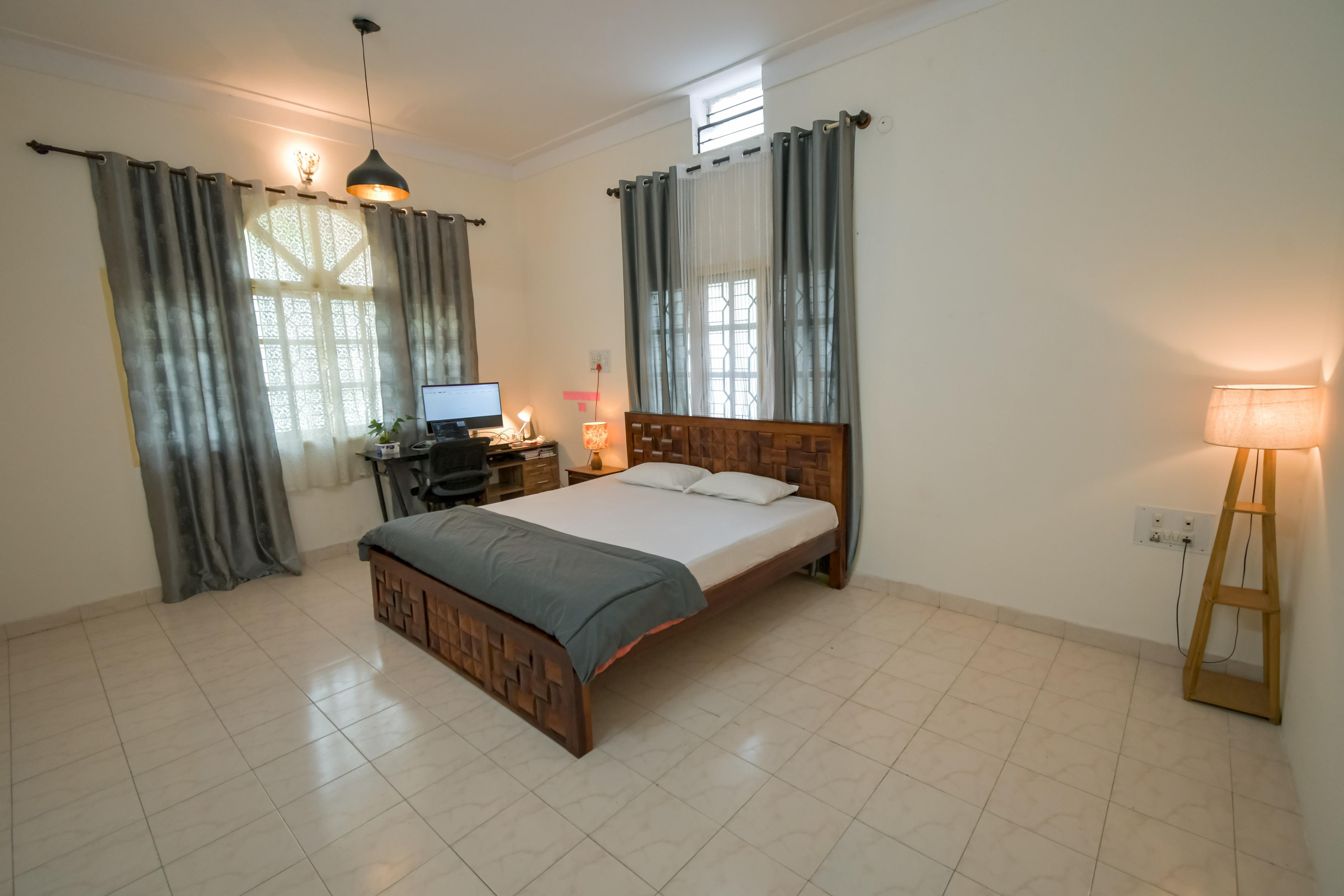 Nazaara - Homestay in BTM Layout - Tap to explore photos