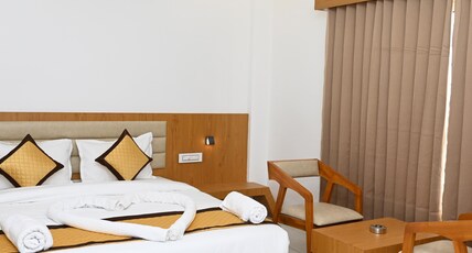 Hotel Grand Sarvottam Room Type - Deluxe Room