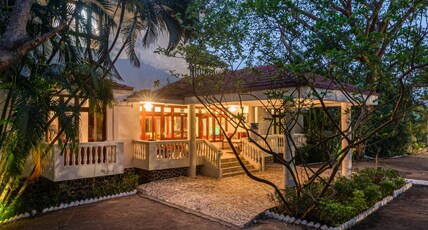 SaffronStays Chikoo Wadi Room Type - SaffronStays Chikoo Wadi