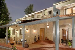 ama Stays & Trails | Dulwich Park View, Panchgani