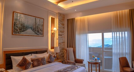 Presidium Sarovar Premiere Dalhousie Room Type - Premium Valley View With Balcony
