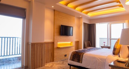 Presidium Sarovar Premiere Dalhousie Room Type - Panorama Valley View With Balcony