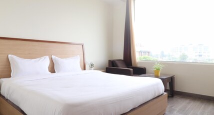 Hotel JP Royal Room Type - Deluxe Room