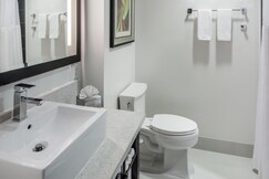 DoubleTree by Hilton Sarasota Bradenton Airport