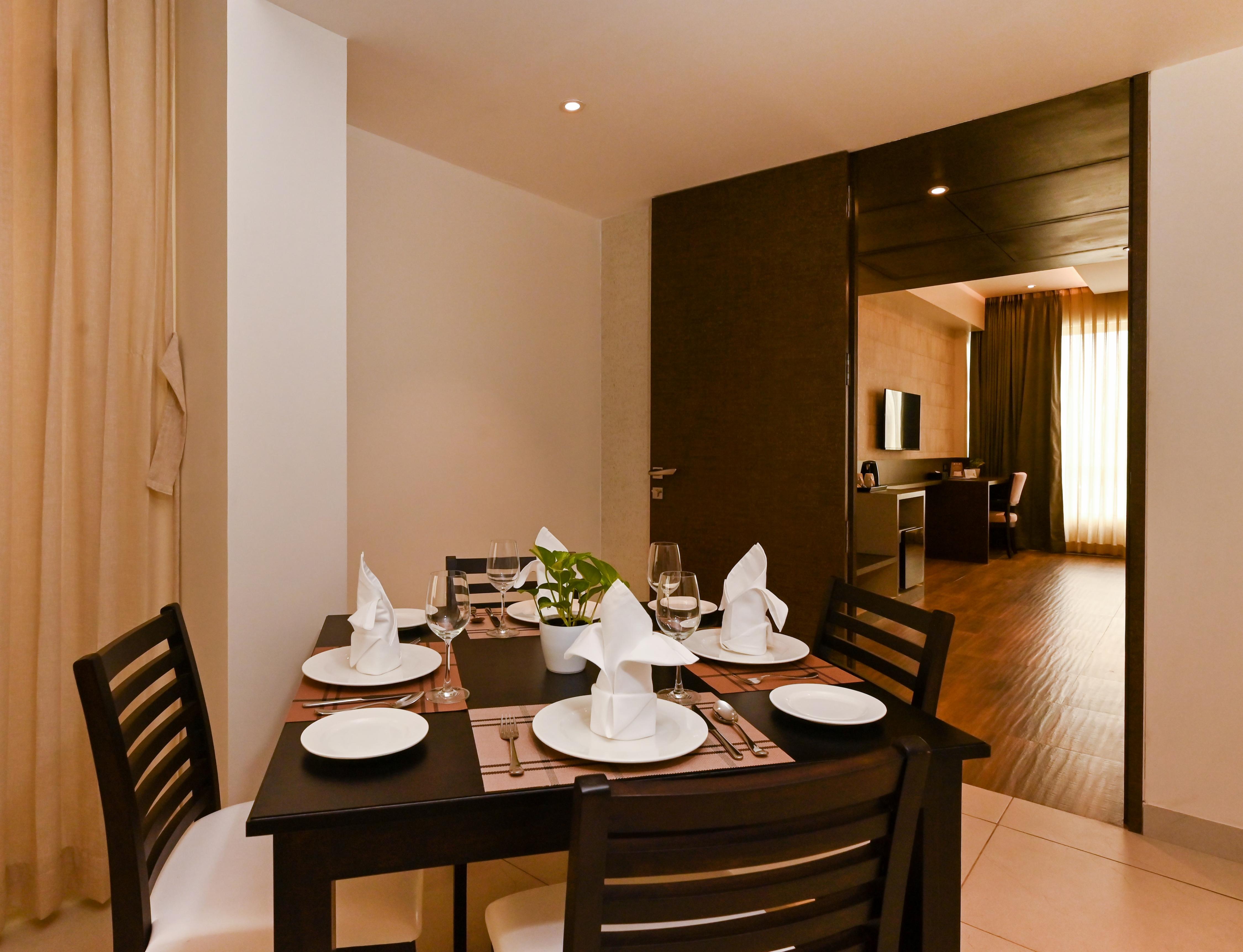 Effotel by Sayaji Sarola Room Type - Executive Suite Room