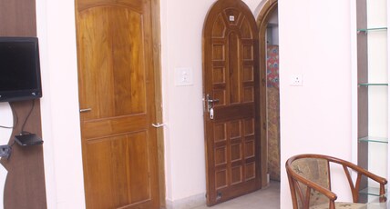ROYAL CHETAN INN Room Type - Deluxe Room
