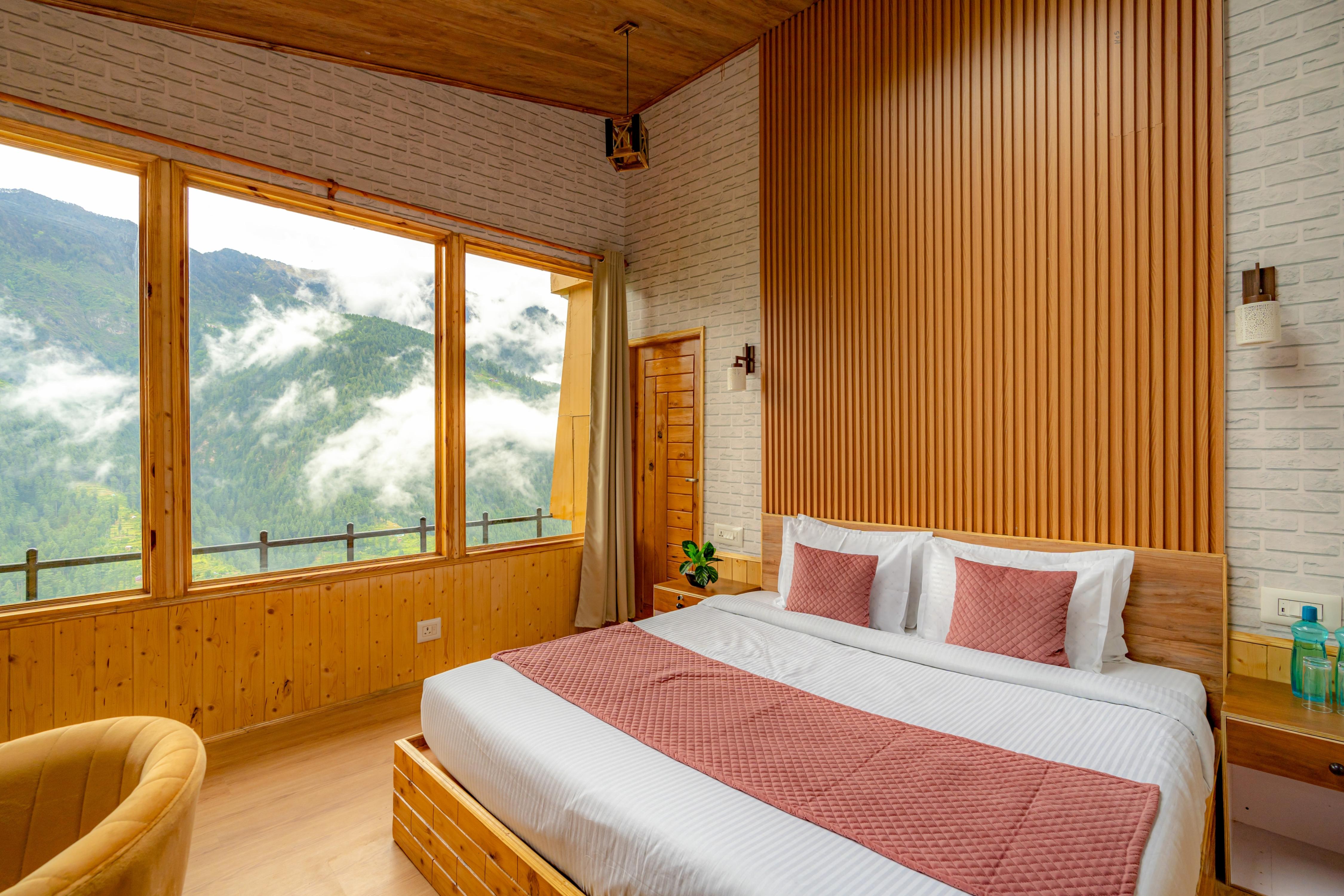 Kaivalya - Luxury retreat - Tap to explore photos