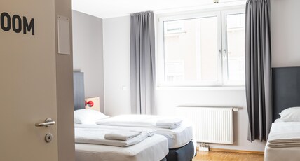 St Christophers Inn Vienna Room Type - Triple Room with Bathroom