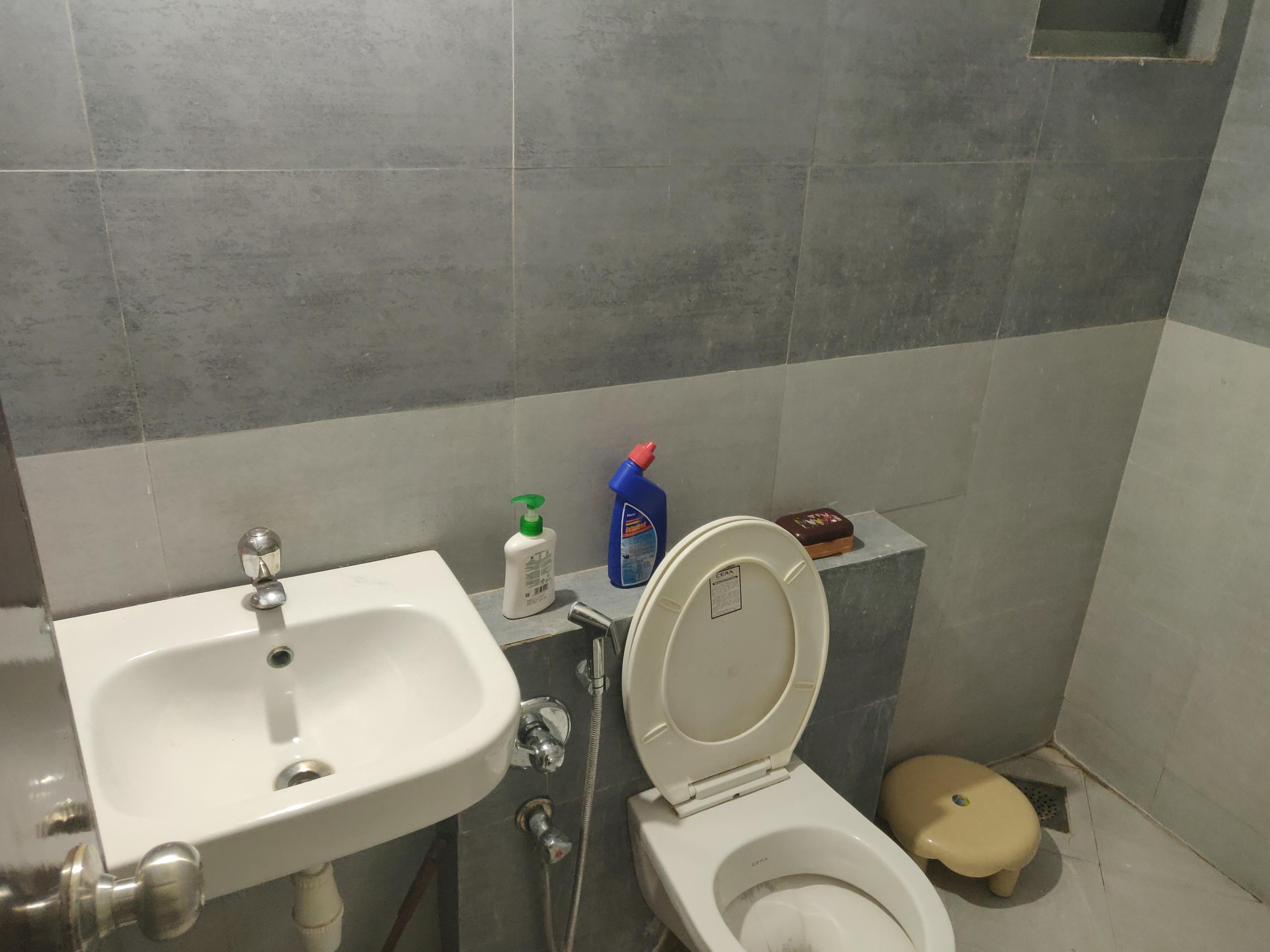 Aapjee Home Stay Ashoka - Tap to explore photos