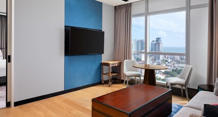 Courtyard by Marriott Colombo Room Type - Ocean Vista, 1 Bedroom Suite, 1 King, Ocean View Courtyard by Marriott Colombo Room Type - Ocean Vista, 1 Bedroom Suite, 1 King, Ocean View