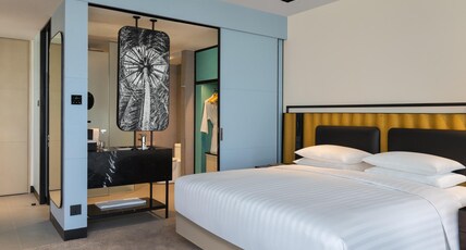 Courtyard by Marriott Colombo Room Type - Premier, Guest room, 1 King, Ocean view, Corner room Courtyard by Marriott Colombo Room Type - Premier, Guest room, 1 King, Ocean view, Corner room