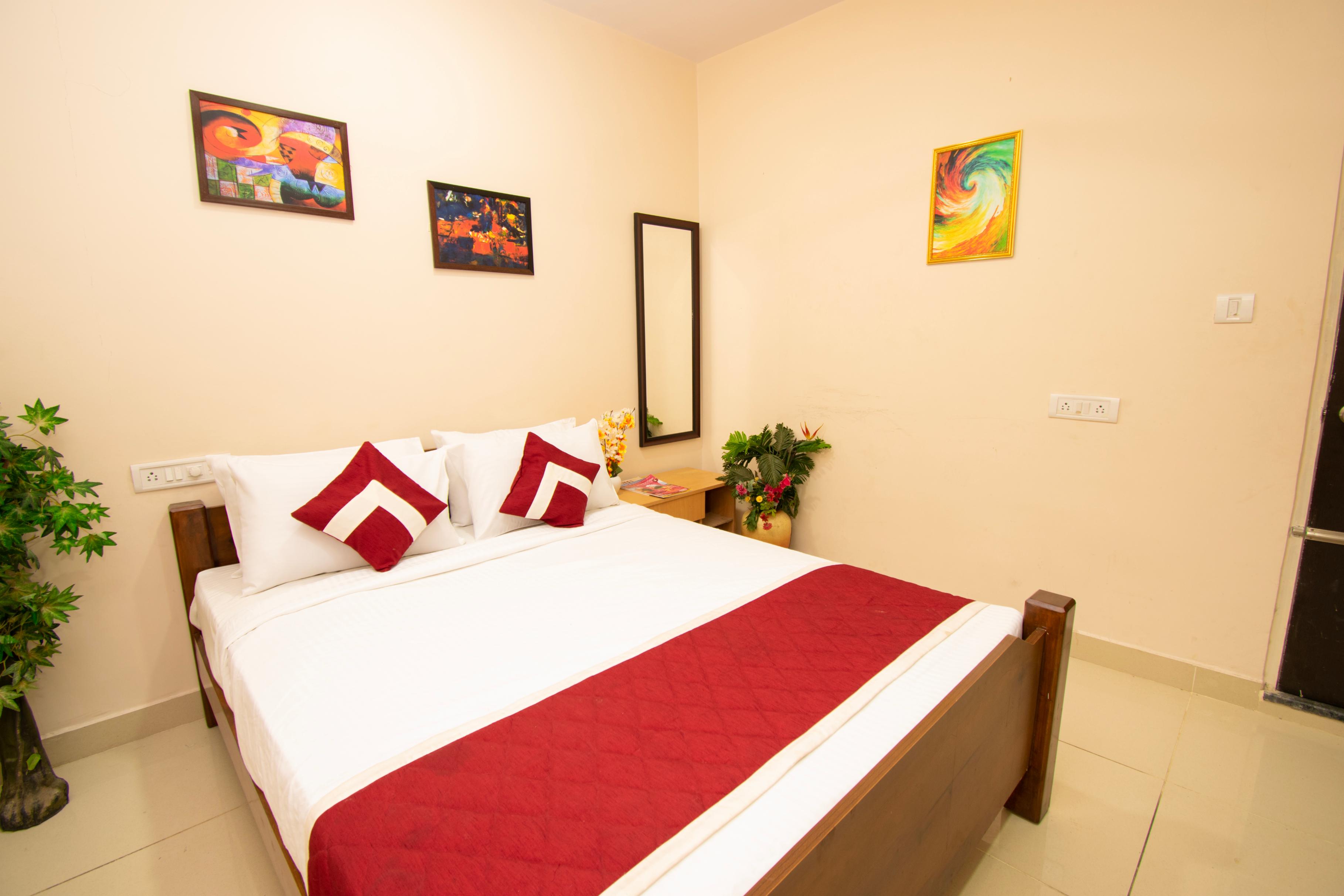 Kanaka Krishna Comforts Room Type - Deluxe Room