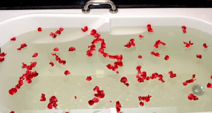 Relax Beach Resort Room Type - Super Deluxe Room with bathtub