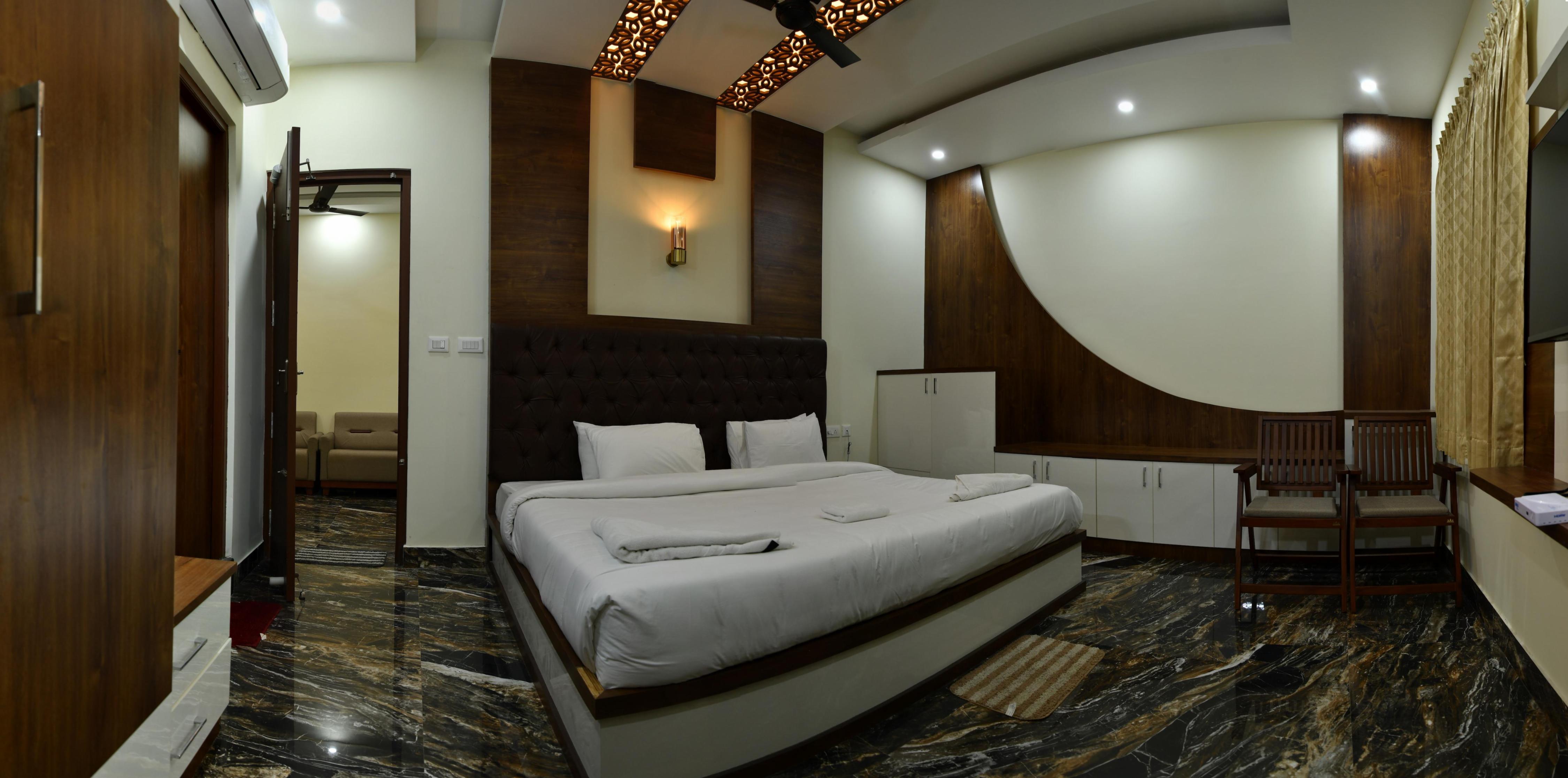 HOTEL NIVETHA INN Room Type - LUXURY SUITE