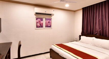 Click White House Residency, Vadodara Room Type - 3 BHK