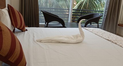 HIDEAWAY FARM STAY HAMPI Room Type - Primium room 2