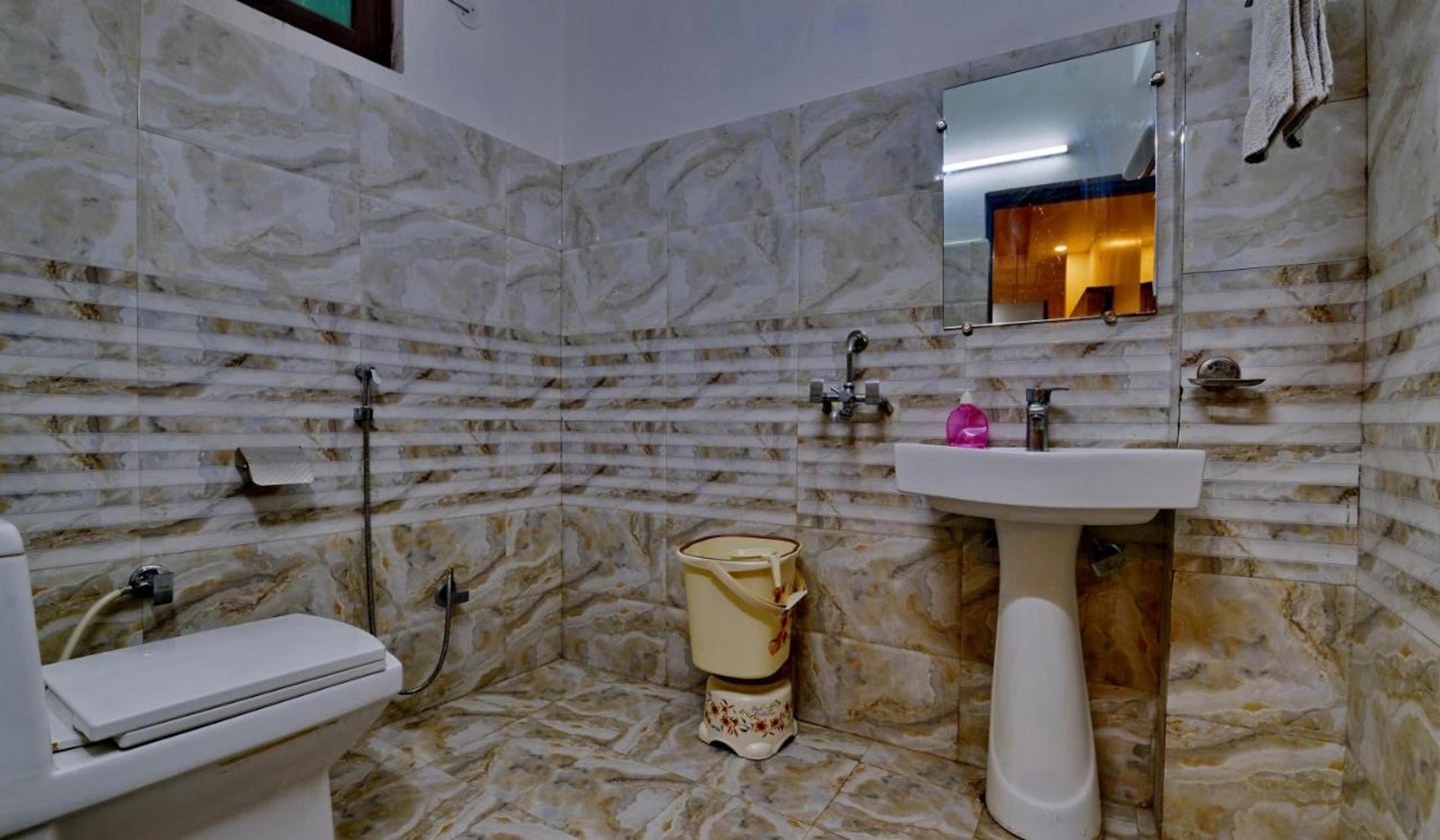 Hotel Noida International - Tap to explore photos