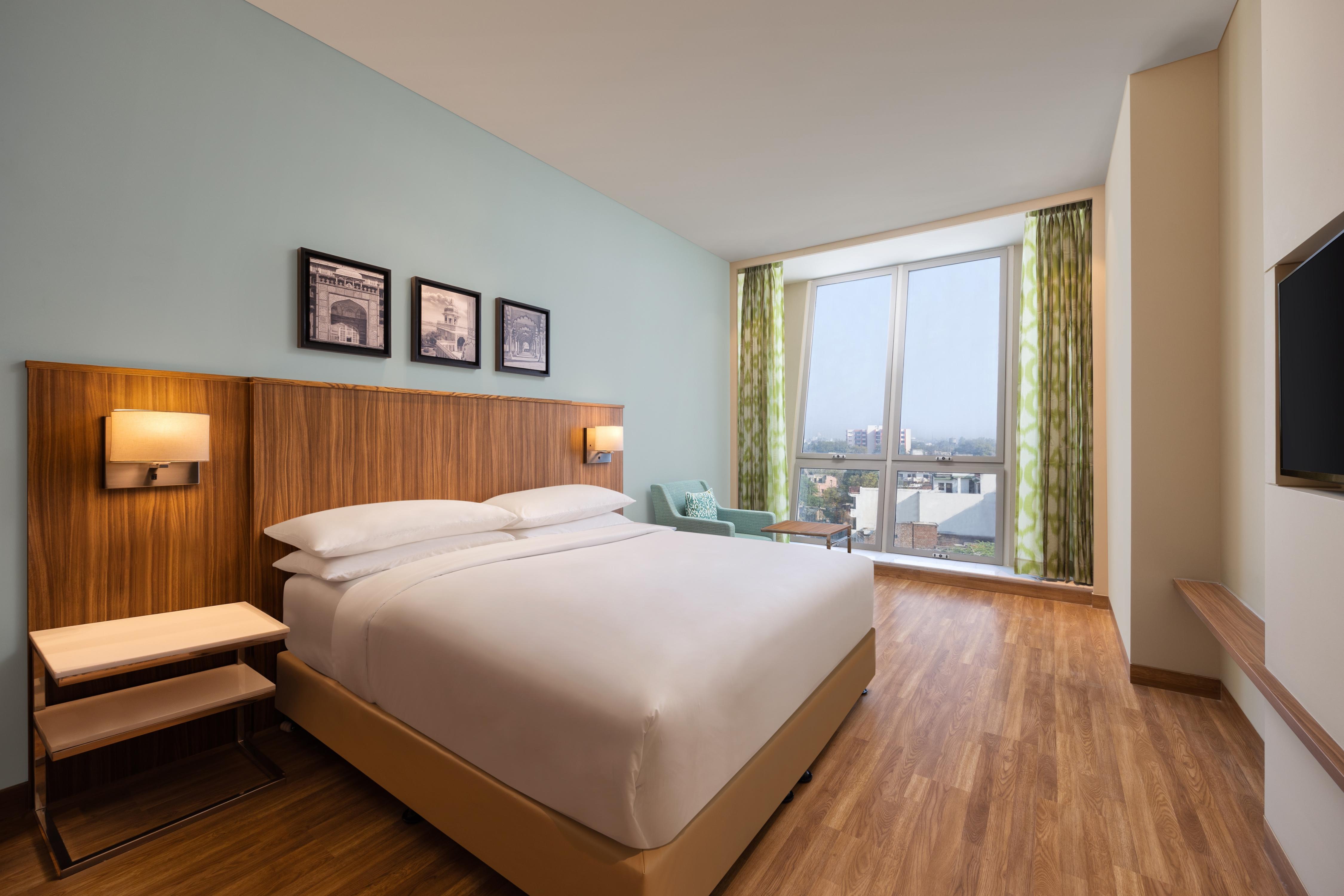 Fairfield by Marriott Agra - Tap to explore photos
