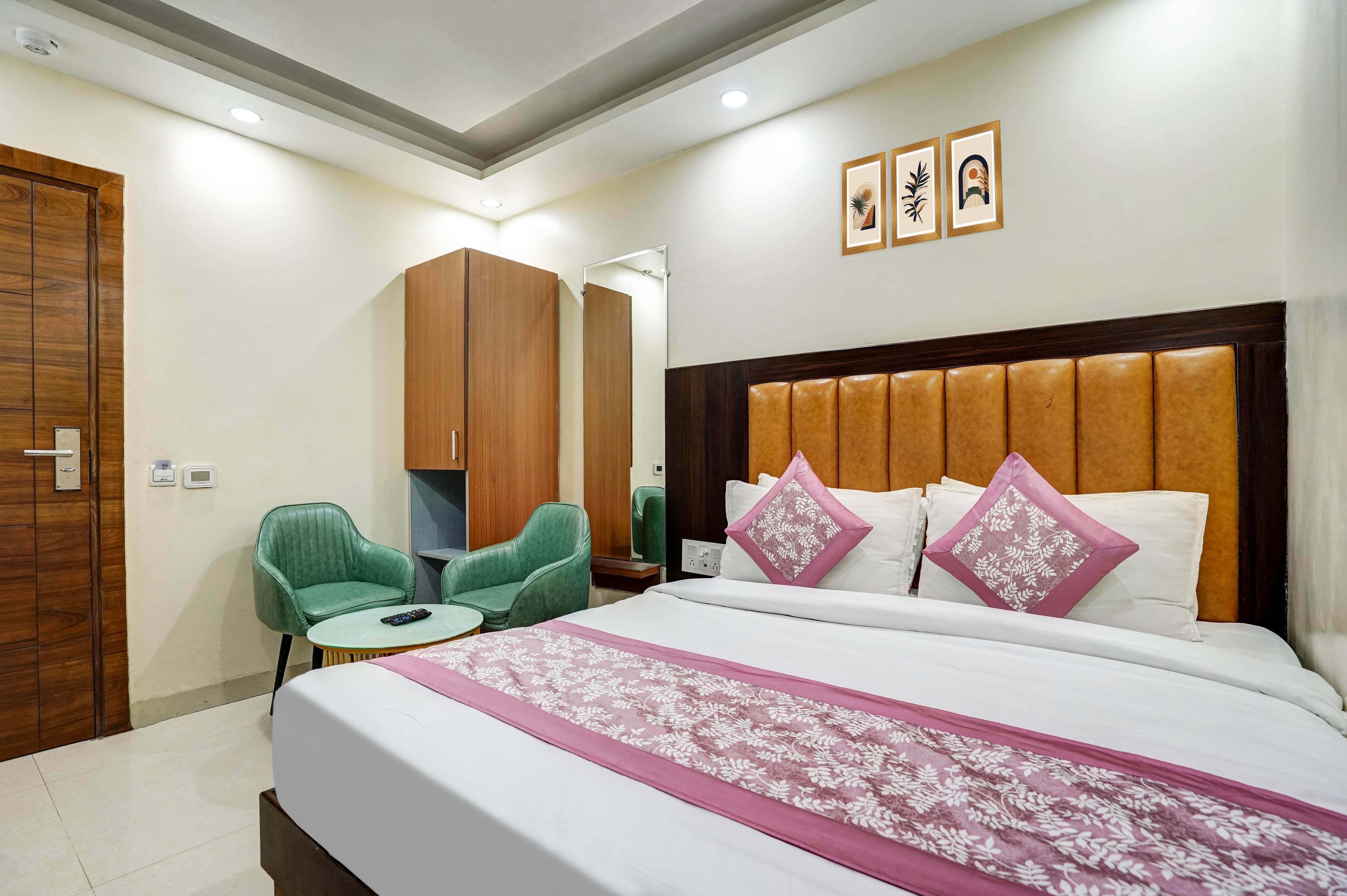 Address of Royal Rosette @ Near New Delhi Railway Station