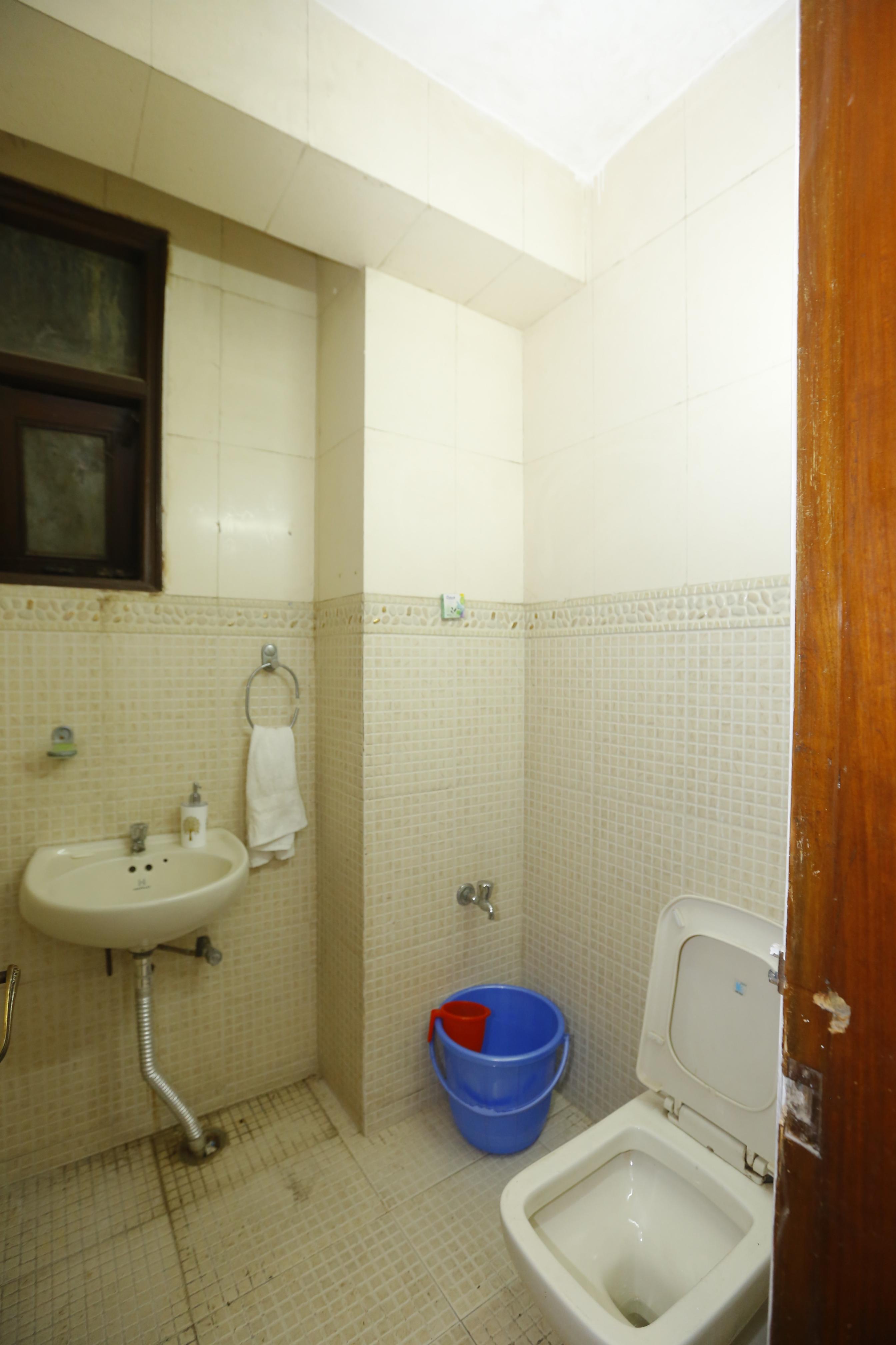 Badal Nest - Tap to explore photos