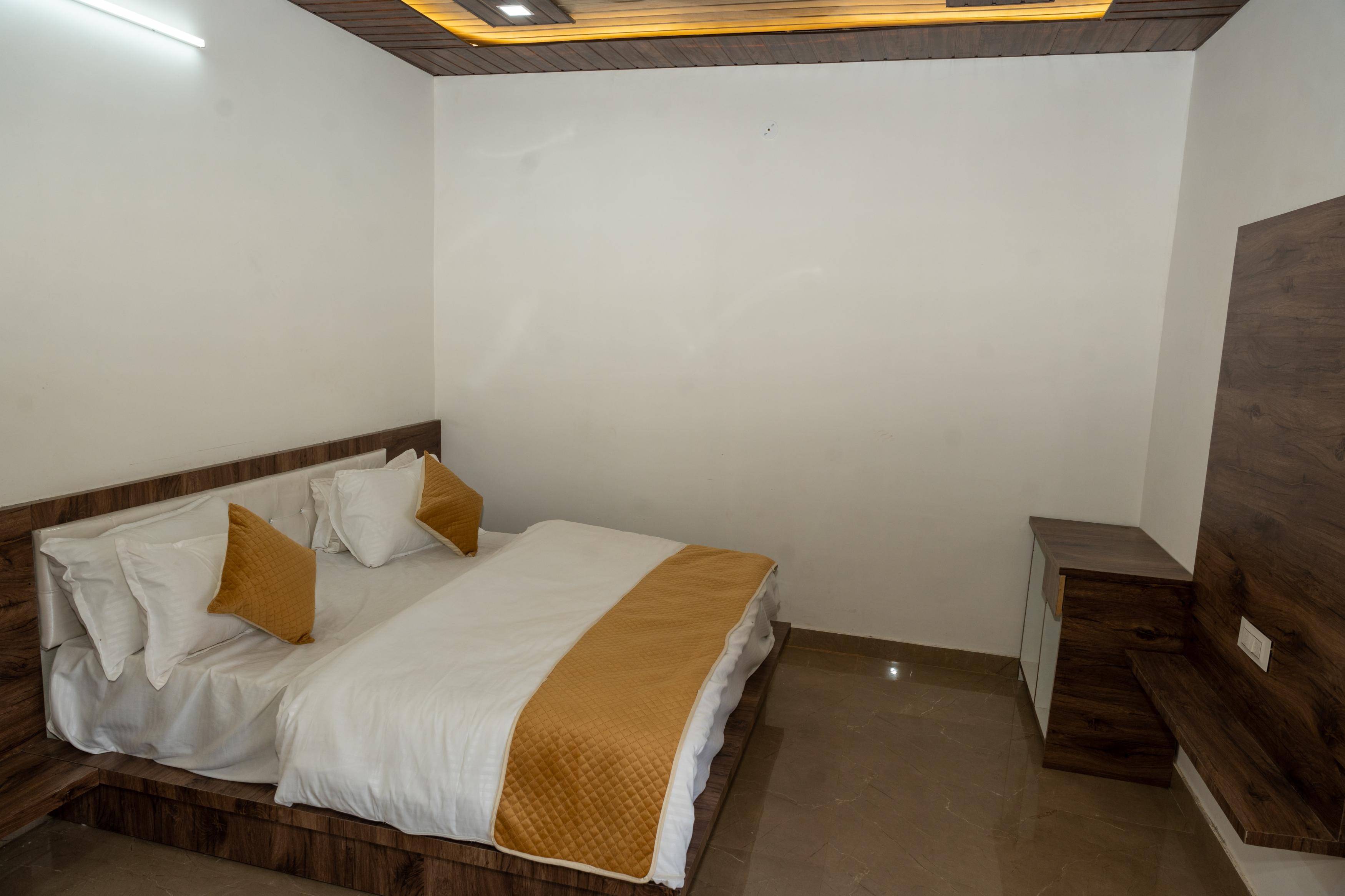 SANKE HILL PARDISE RESORT - Tap to explore photos