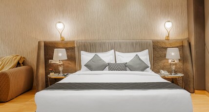 Quality Inn Elite By White Panda Hotels Room Type - One Room Suite
