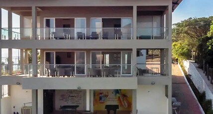 The Arowana Cliff 4BHK with Pvt Pool and Chef Room Type - The Arowana Cliff 4BHK with Pvt Pool and Chef