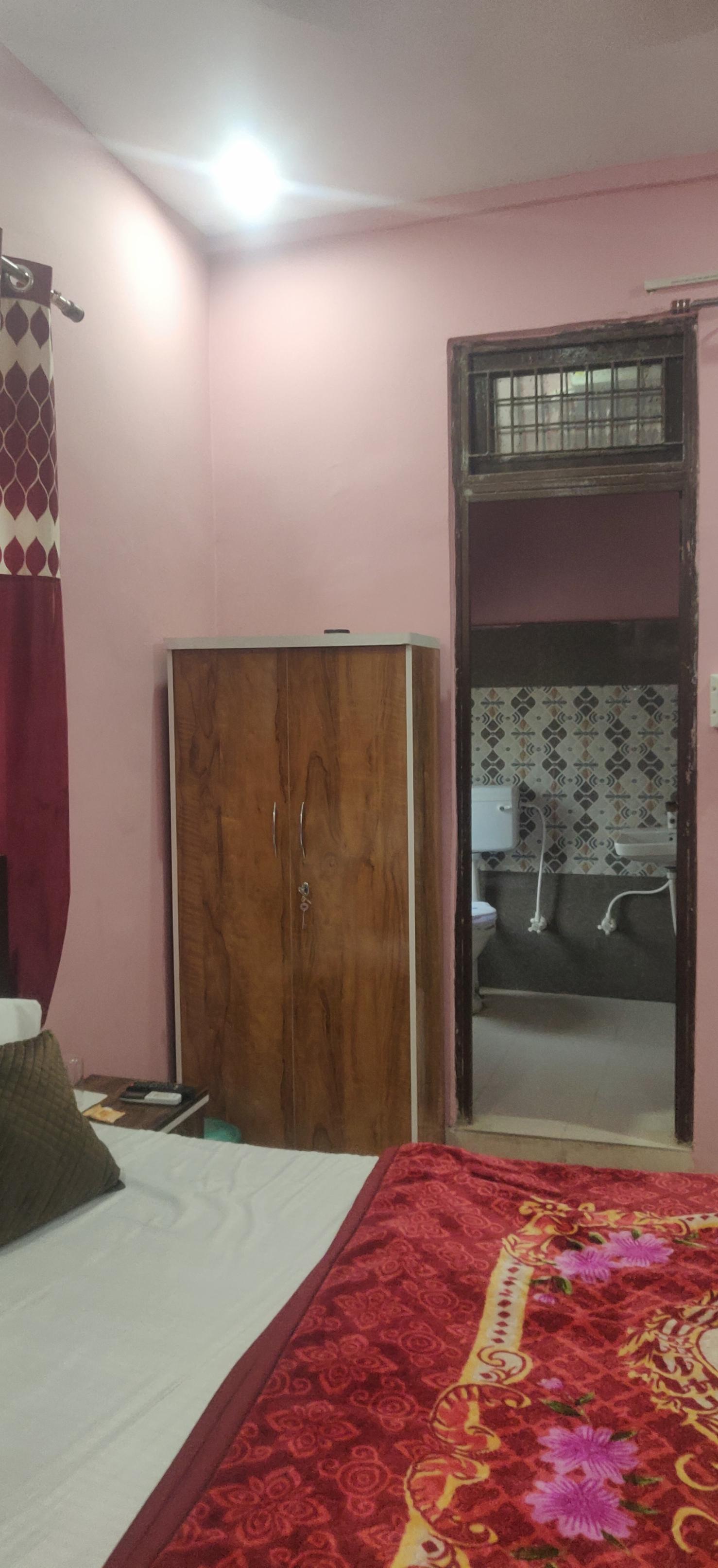 Star inn - Tap to explore photos