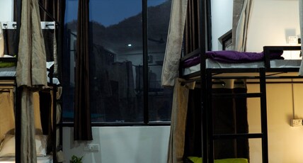Spontrail Hostel Tapovan Room Type - 10 Bedded Mixed Dorm