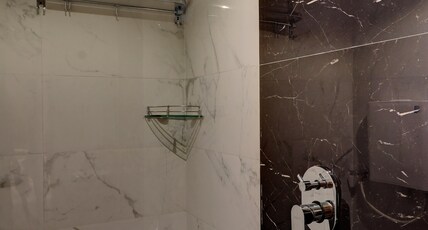 Hotel Amber Suite Room Type - Double Room