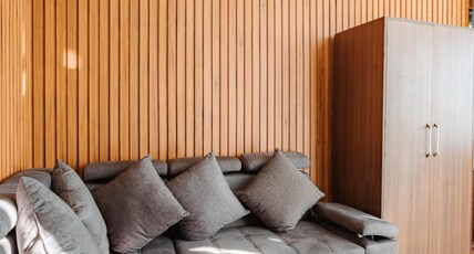 Anri Stays Room Type - Hampta Pass Container Suite Anri Stays Room Type - Hampta Pass Container Suite