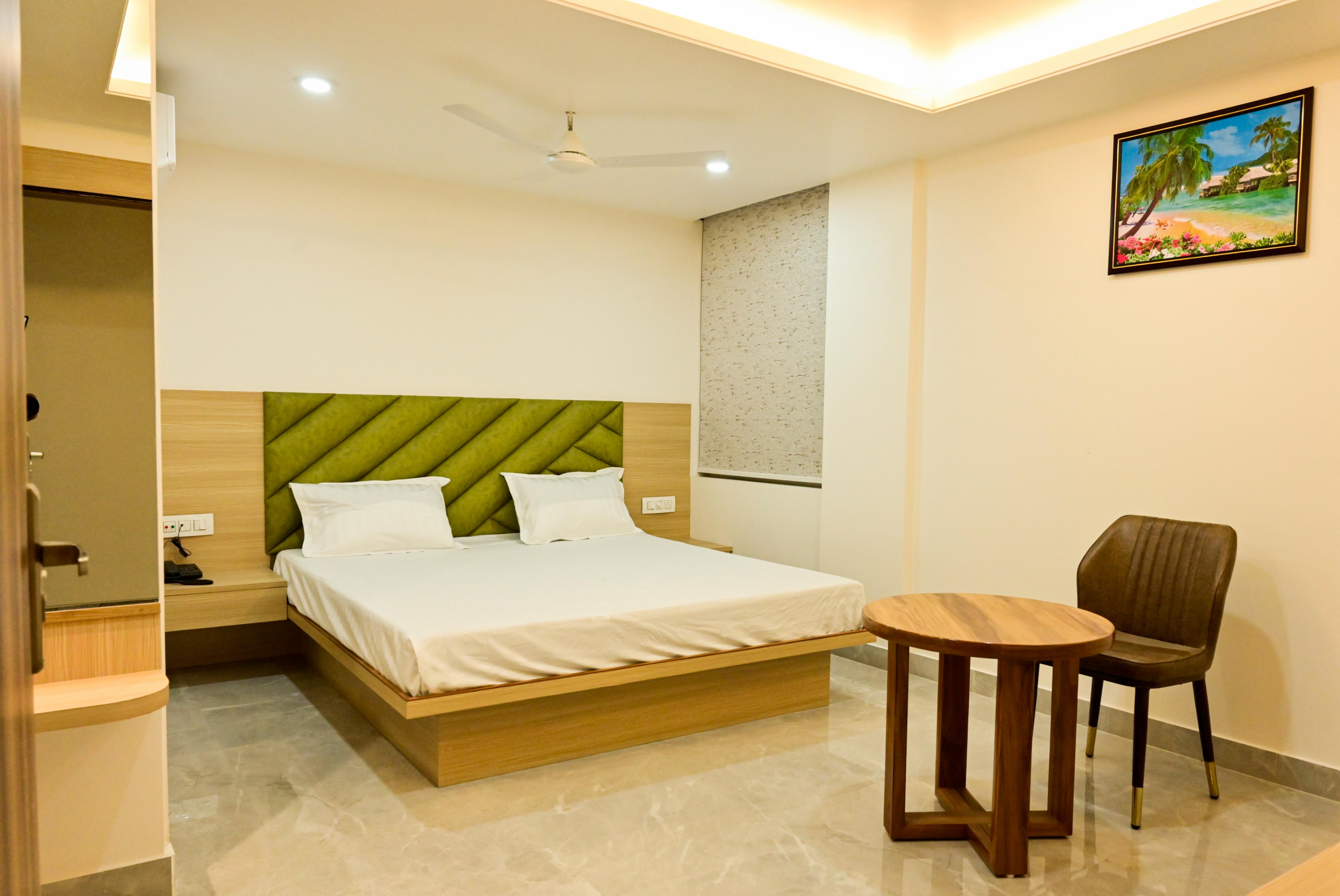 Hill View Room Type - SUPER DELUXE ROOM