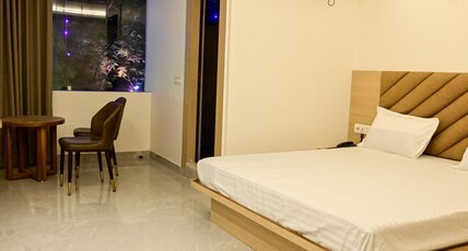 Hill View Room Type - SEMI SUITE ROOM