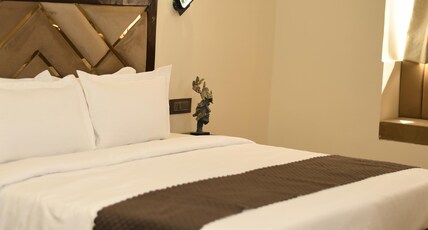 Cloud Social-Pure Veg Room Type - Premium Rooms