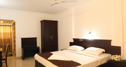 Hotel Maharani Room Type - AC Standard Room