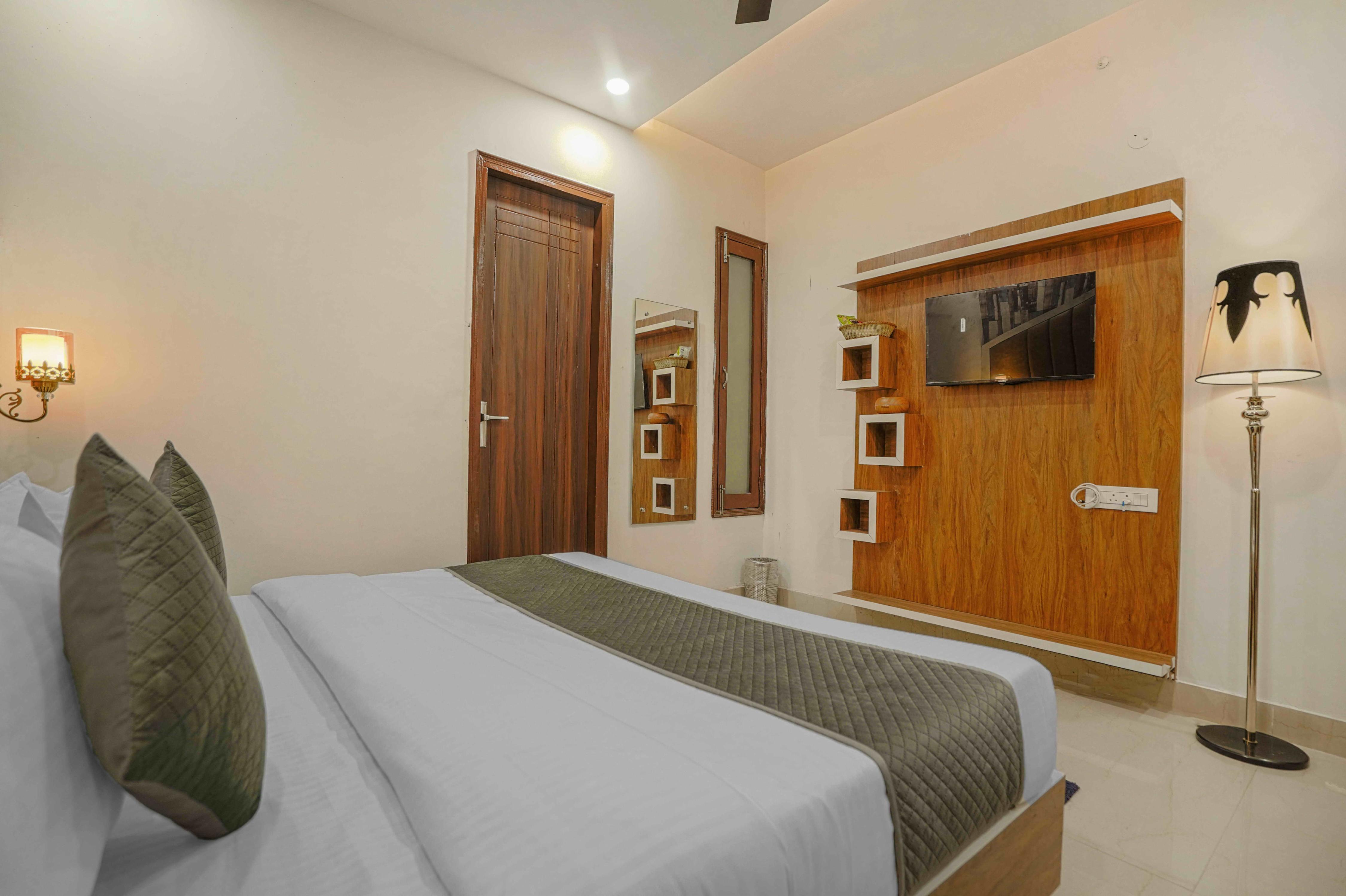 Hotel Paris, Chandigarh Zirakpur - Tap to explore photos