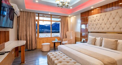Hill River Resort by West Western (Central heated and Air cooled) Room Type - Superior Room with Balcony Mountain View