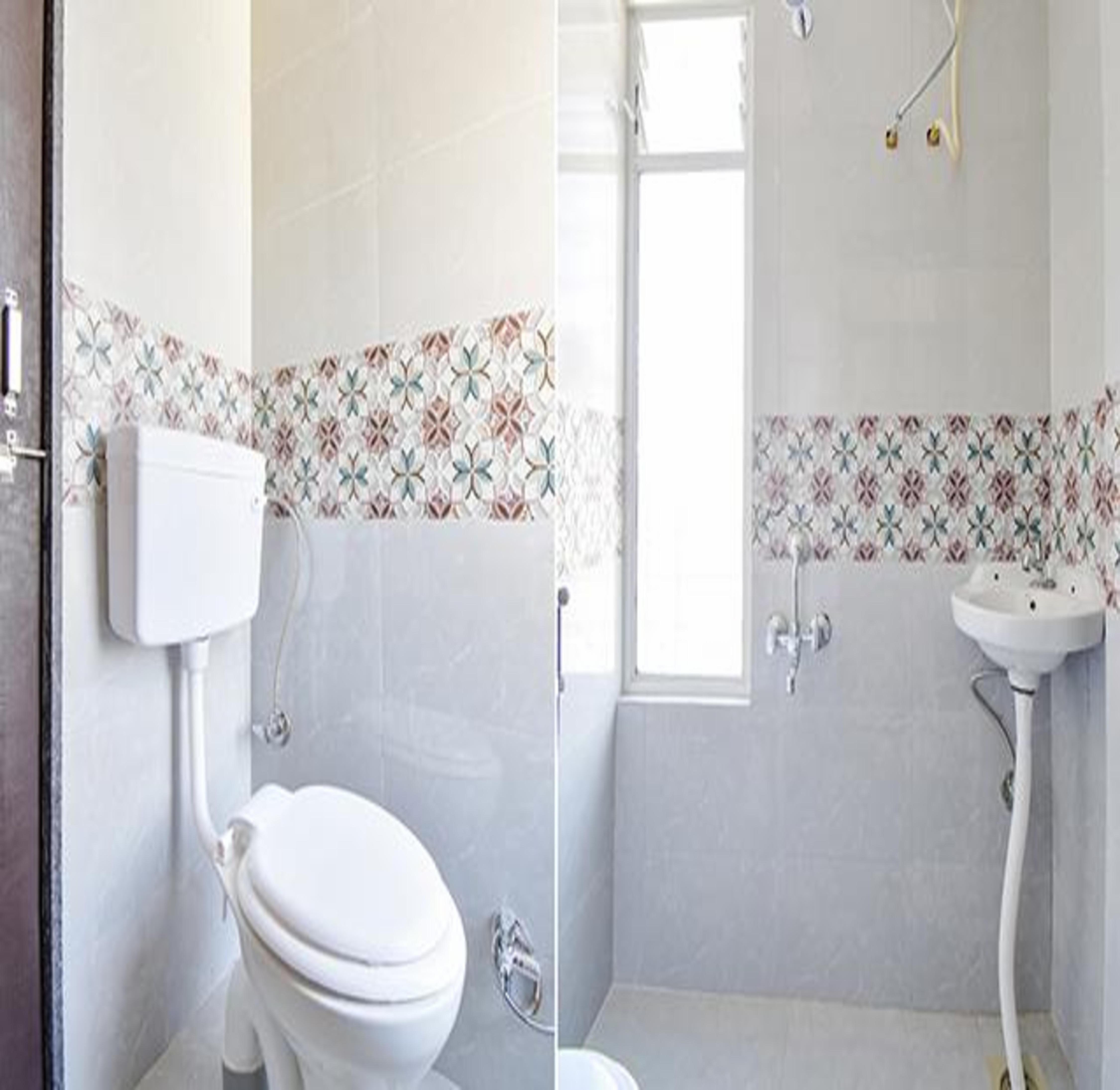 FabHotel Silver 9 - Tap to explore photos