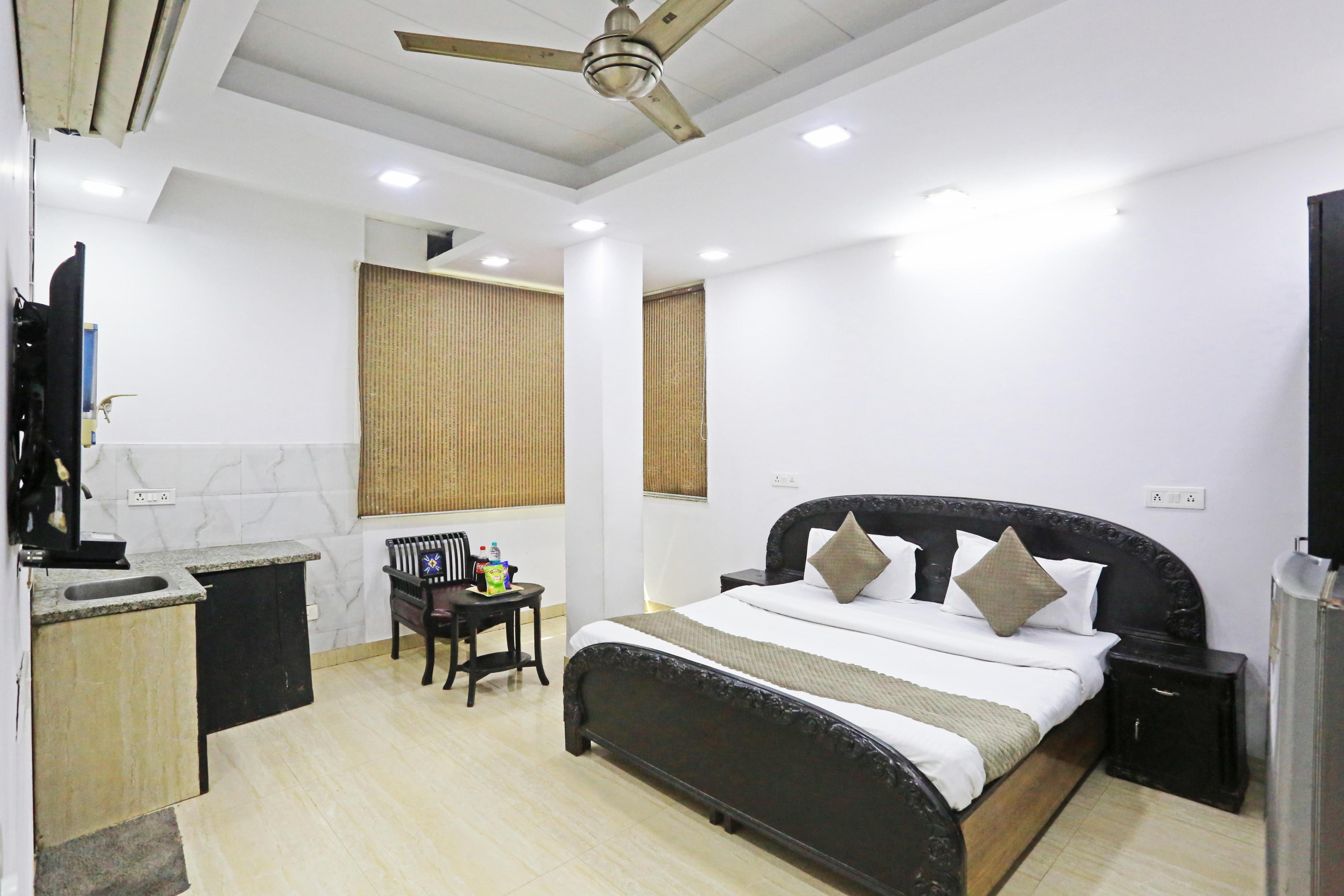 Mauryan Elite Hotel - Lajpat Nagar Room Type - Deluxe Room with Free Wi-Fi