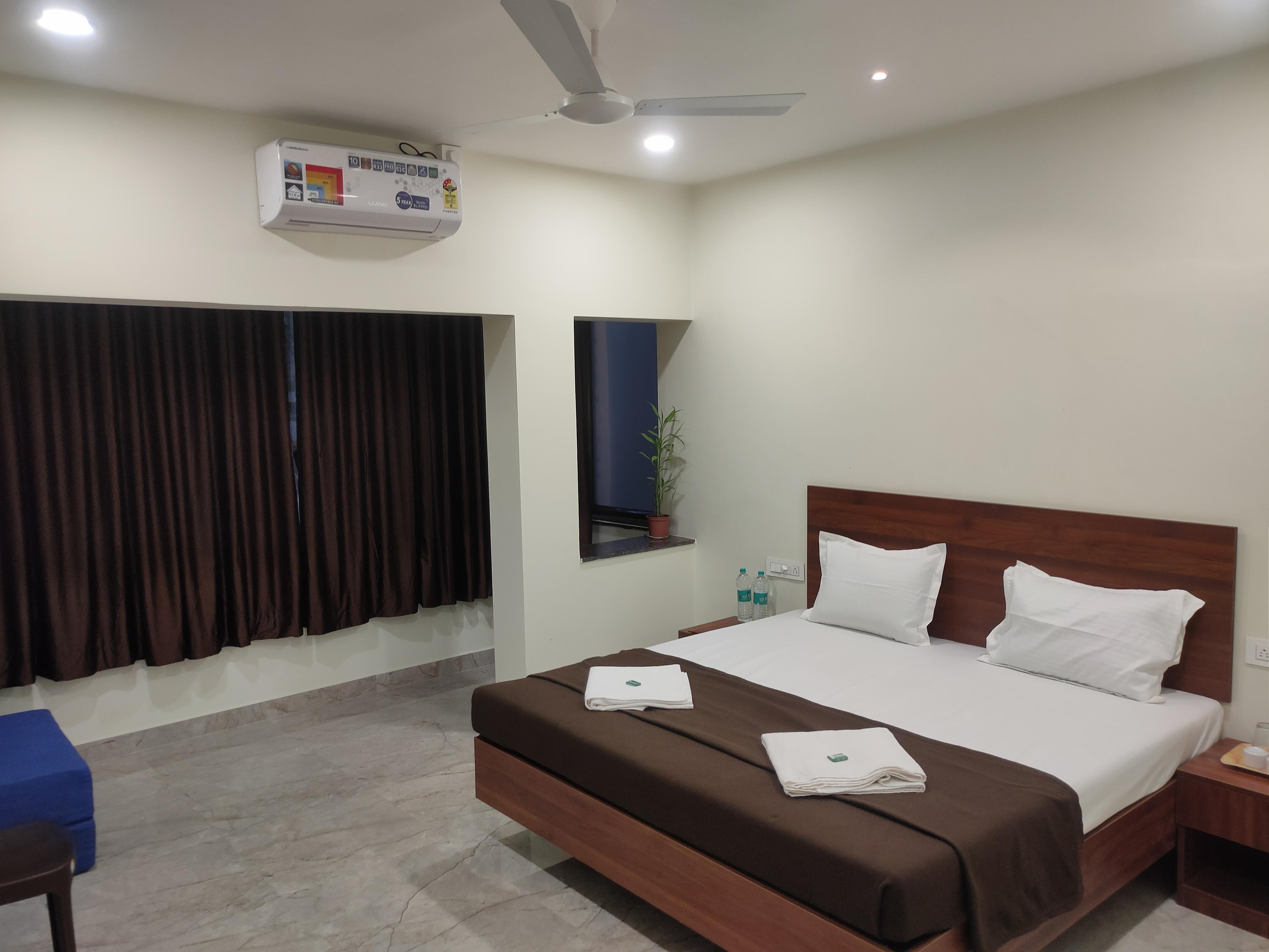 Dwarka Executive - Tap to explore photos
