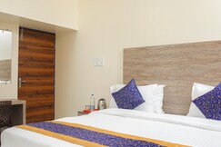 Redstone Service Appartment - T.Nagar Near Us Consulate