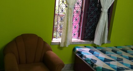 RAMKUTHIR Homestay Room Type - Double Bedroom
