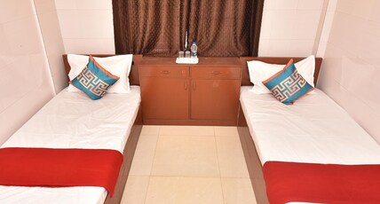 HOTEL KANNUR CAPITAL Room Type - BUDGET DOUBLE NON AC