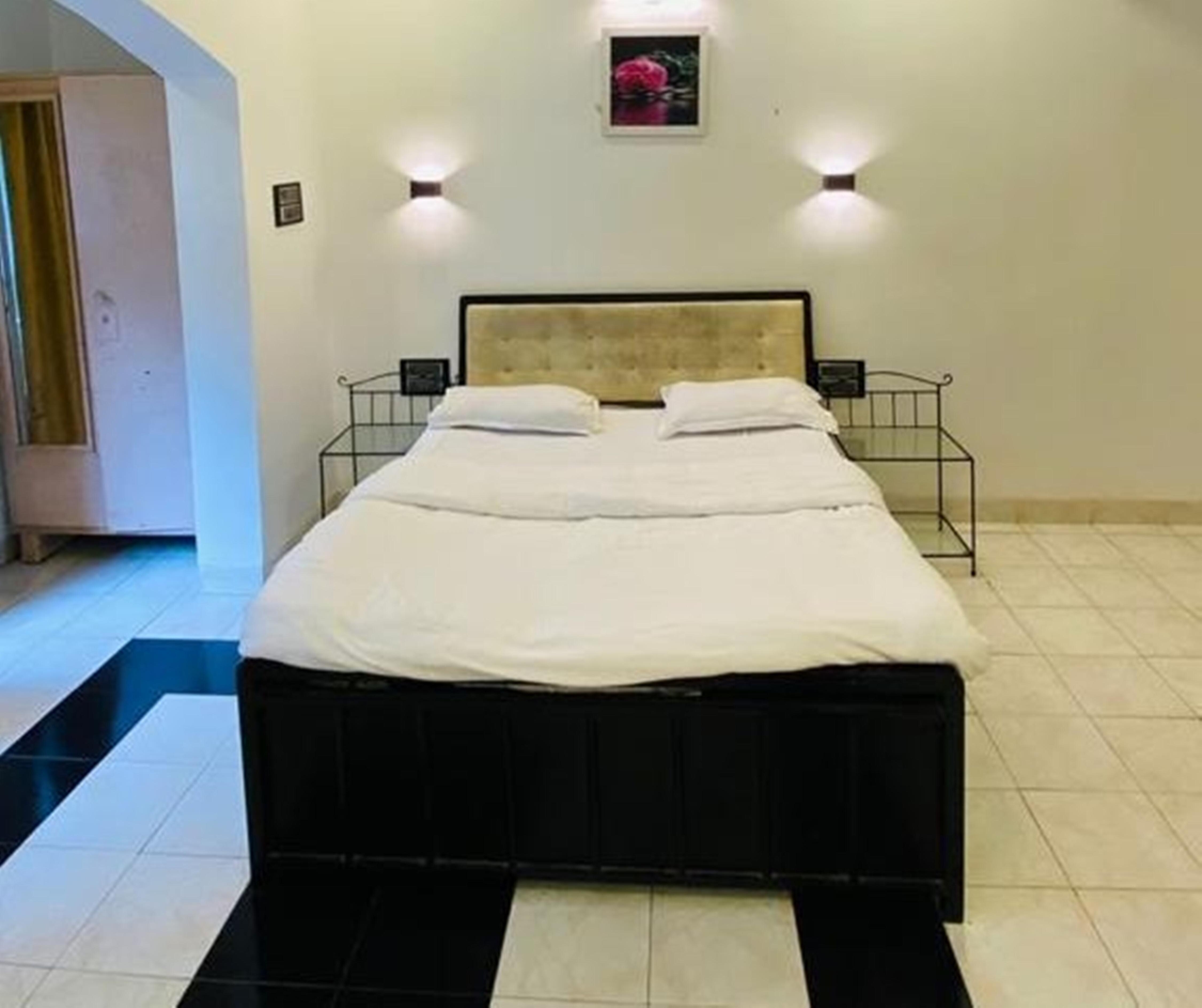 Ivy Pearl Houses with Common Pool 2 Bhk R H No 1 - Tap to explore photos