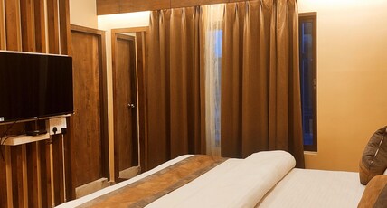 Hotel Friends Palace Room Type - Executive Room
