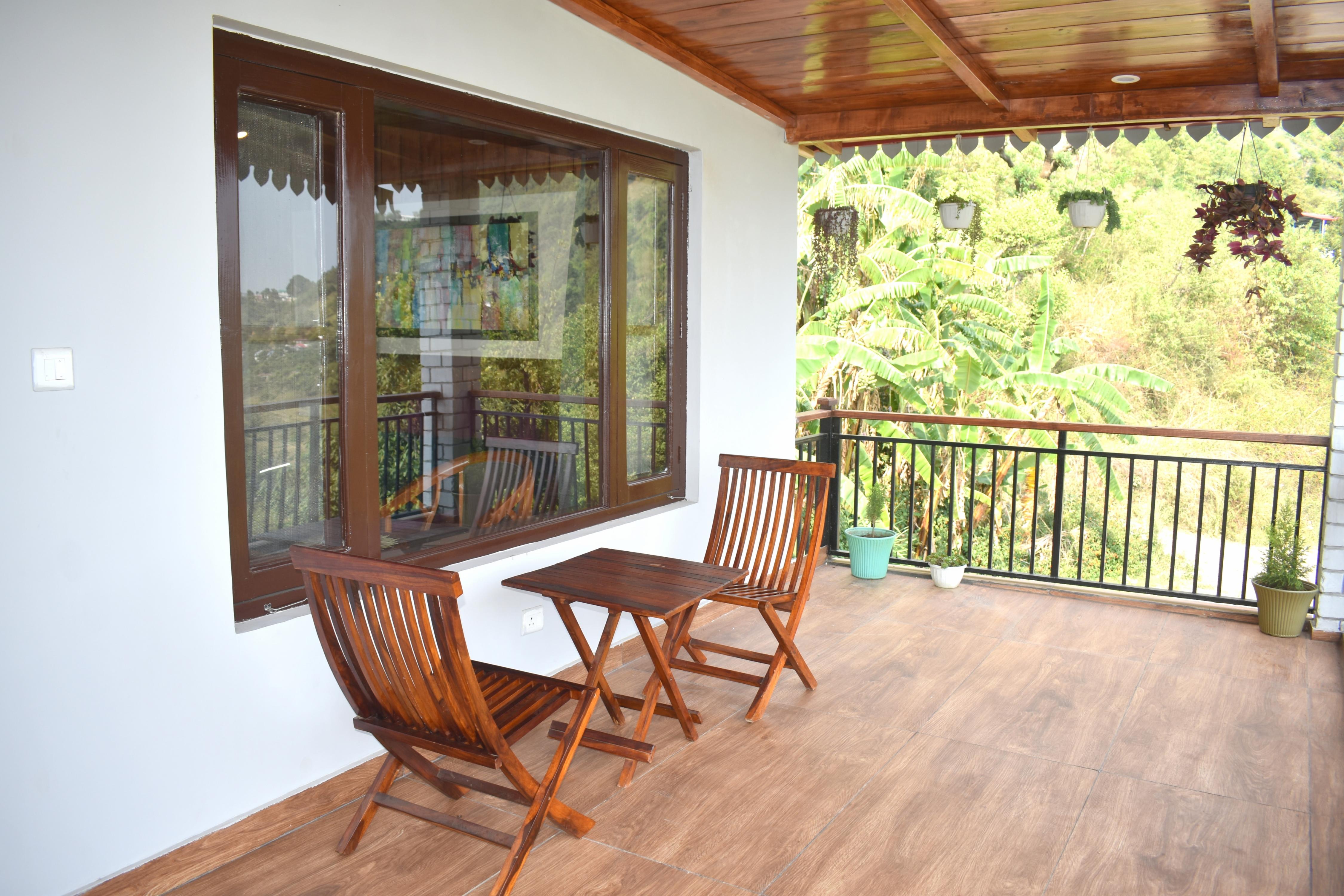 Breez Homestay - Tap to explore photos