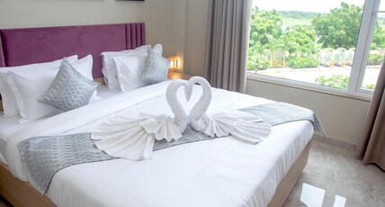 NULIFE RESORT Room Type - BUSINESS ROOM