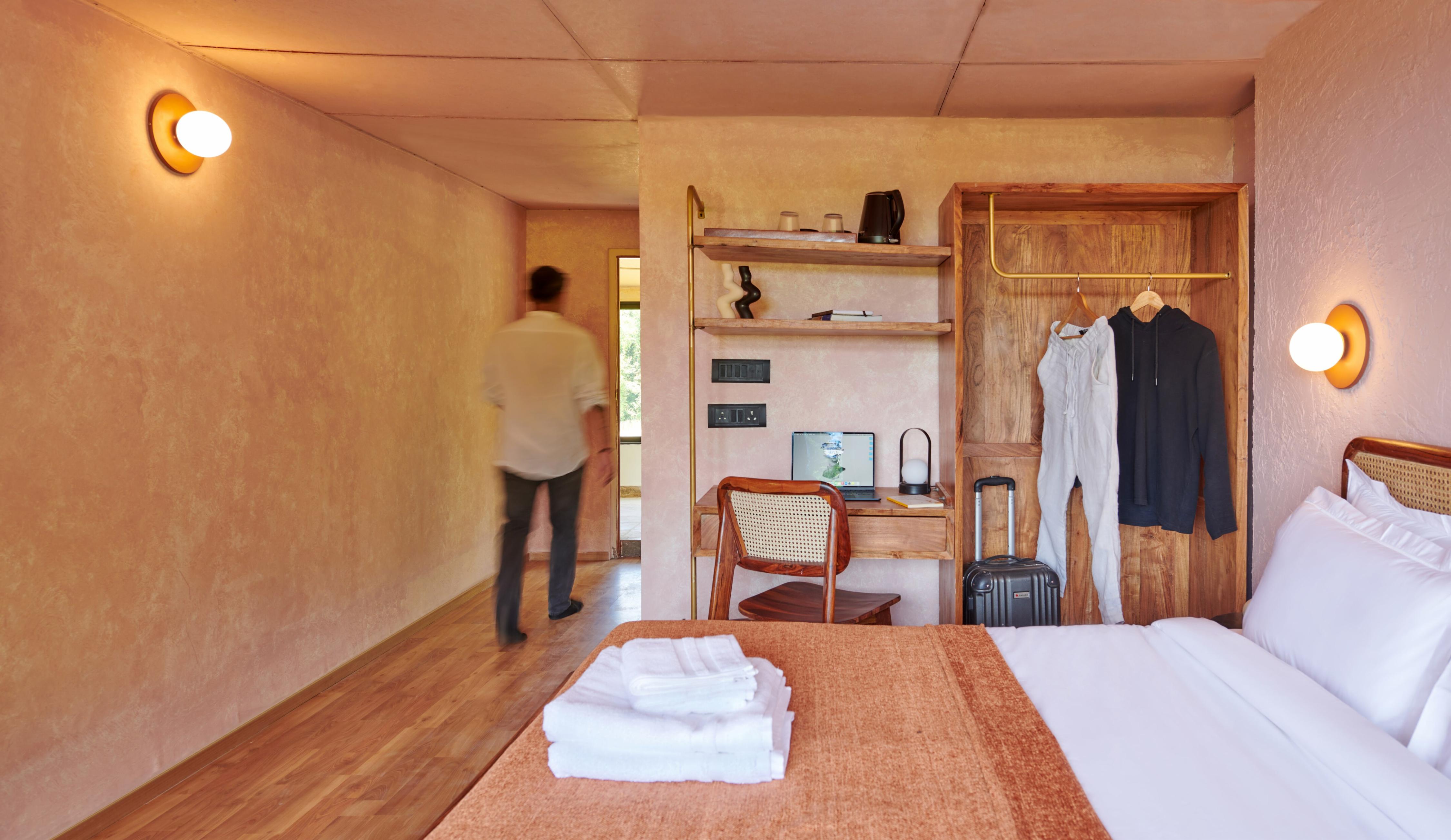Minimalist : An Eco Farmstay - Tap to explore photos