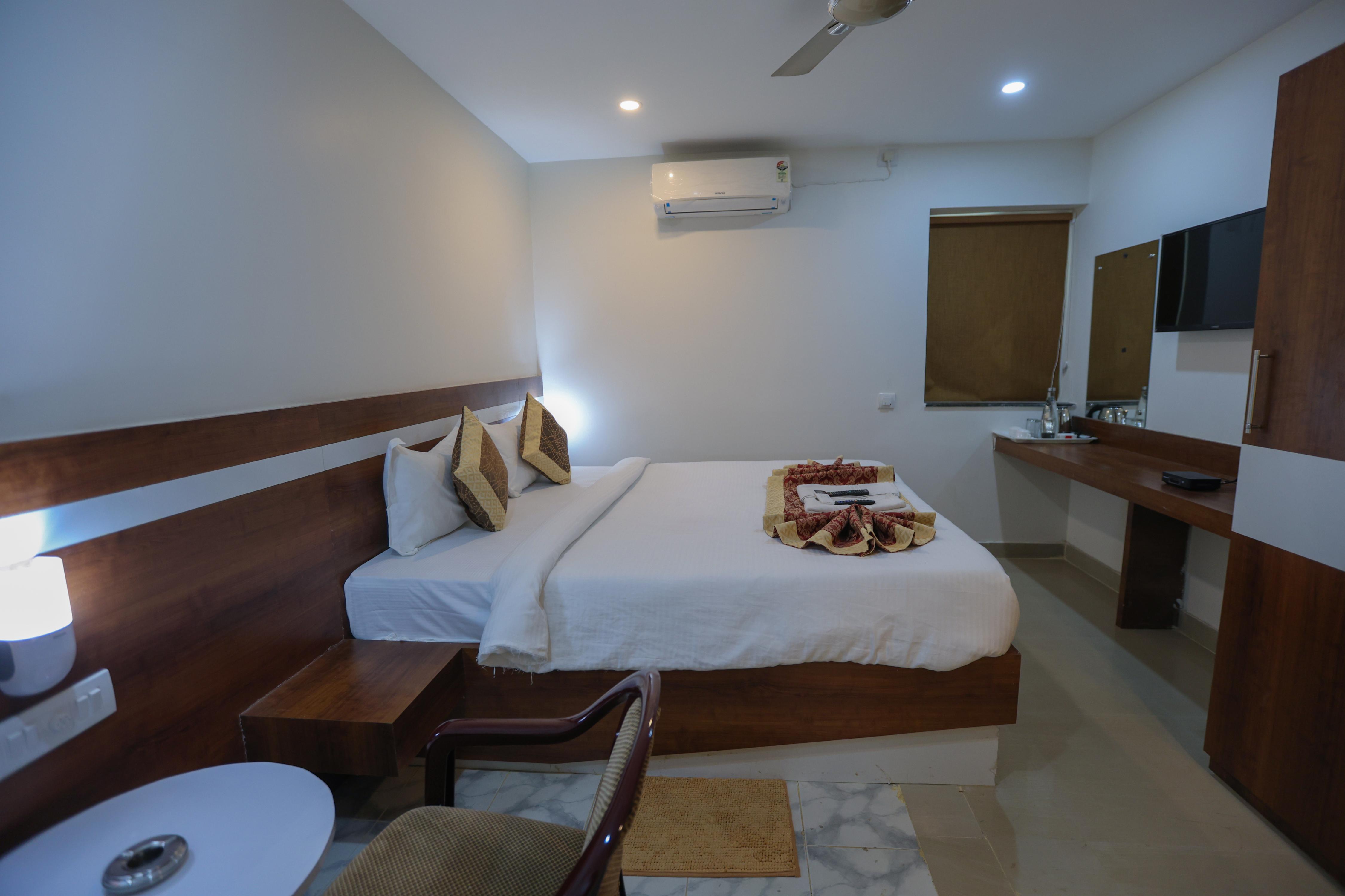 Hotel SJ Premium Room Type - Deluxe Room