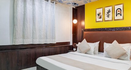 Hotel Solaris Retreat by The Arrow M Block Greater Kailash Room Type - Luxury Room By The Arrow